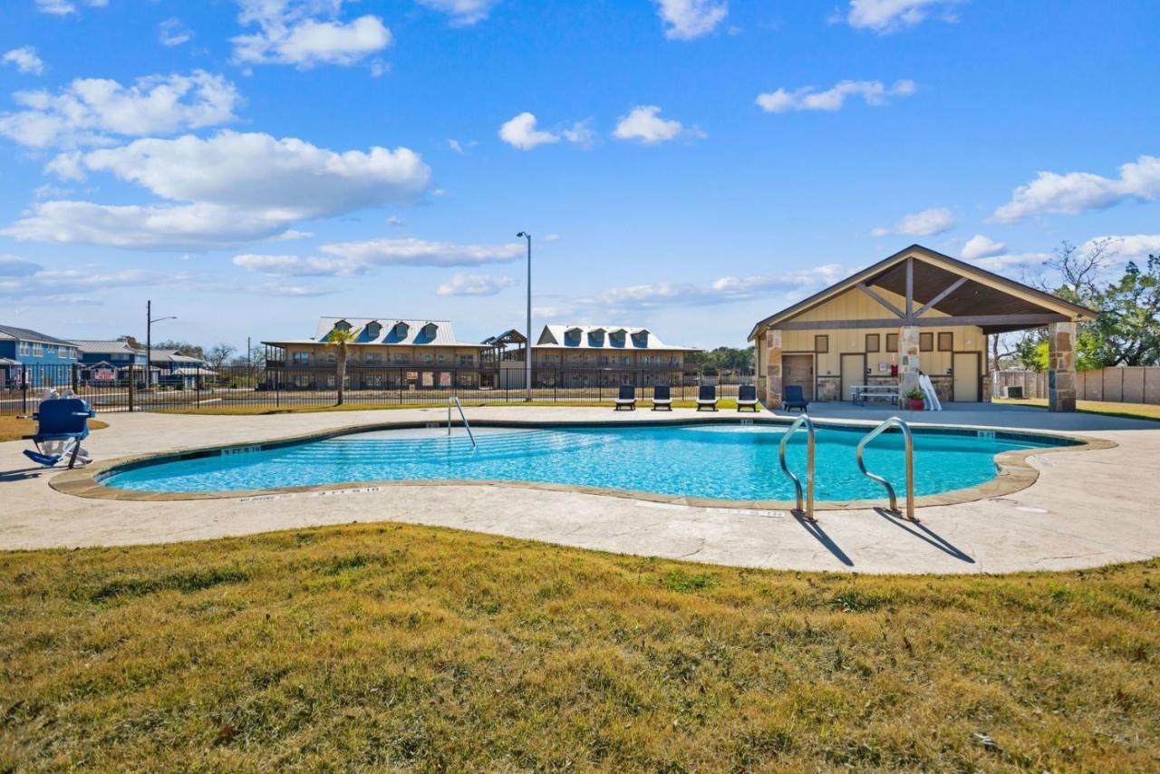 Old Mill Resort New Braunfels Exteriör bild