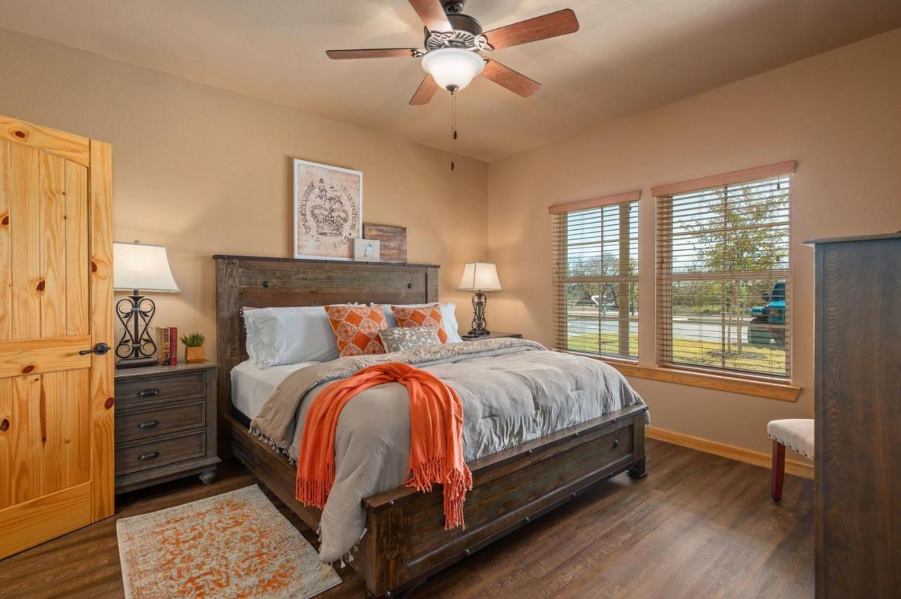Old Mill Resort New Braunfels Exteriör bild