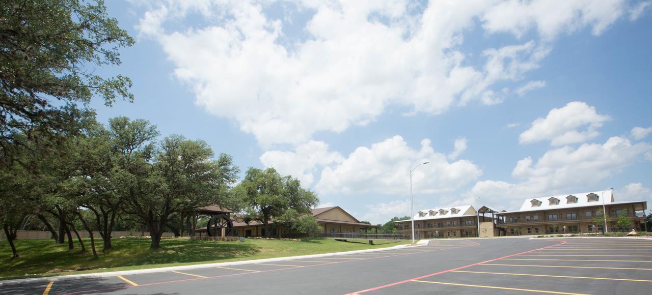 Old Mill Resort New Braunfels Exteriör bild